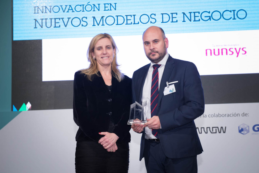 080 IBM2015 Economia de Liderazgo FLOW fotos nachourbon 1024x683 Nunsys gana el premio al mejor Partner de IBM en Innovación de Nuevos Modelos de Negocio